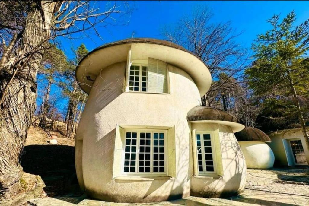 Il Villaggio Dei Puffi Bardineto Exterior foto